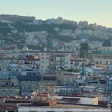 A Cartulina E Napulè Attico Con Vista Porto Ascensore Colazione Inclusa Nel Cuore Autentico Di A 5 Minuti Dalla Stazione E Dal Centro Storico Ac