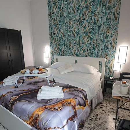 A Cartulina E Napulè Attico Con Vista Porto Ascensore Colazione Inclusa Nel Cuore Autentico Di A 5 Minuti Dalla Stazione E Dal Centro Storico Ac Bed & Breakfast 3*
