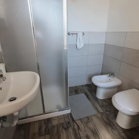 فندق مبيت وإفطار A Cartulina E Napule